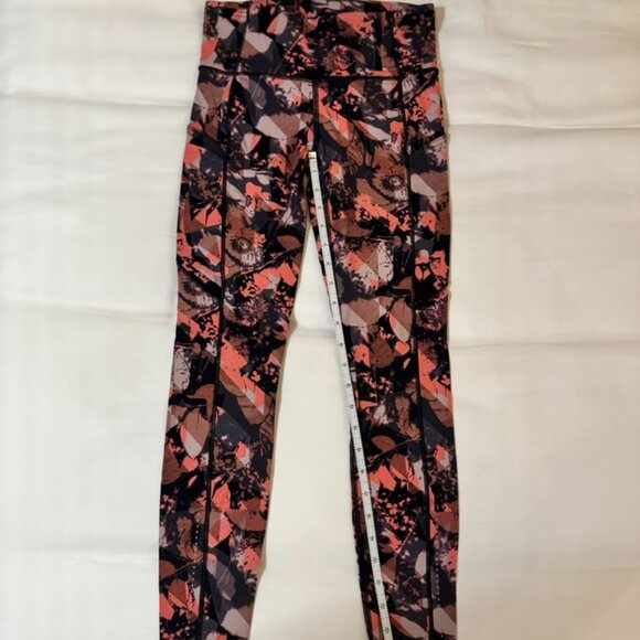 Lululemon Speed Up Tight 28" Size 6 Translucence Alpine White Multi w/ Pockets - Picture 8 of 12